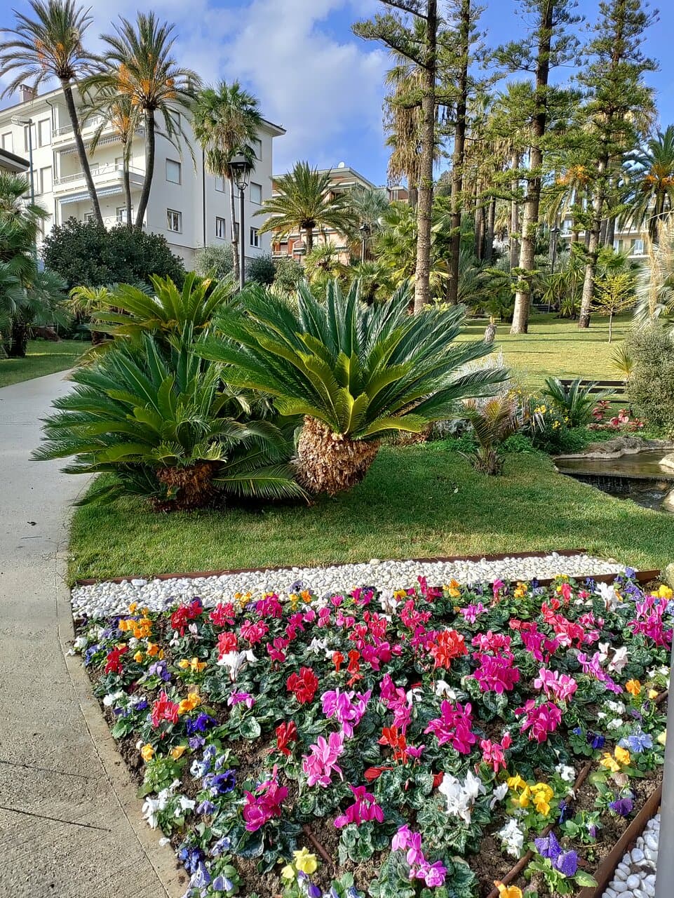A glimpse of the Marsaglia park