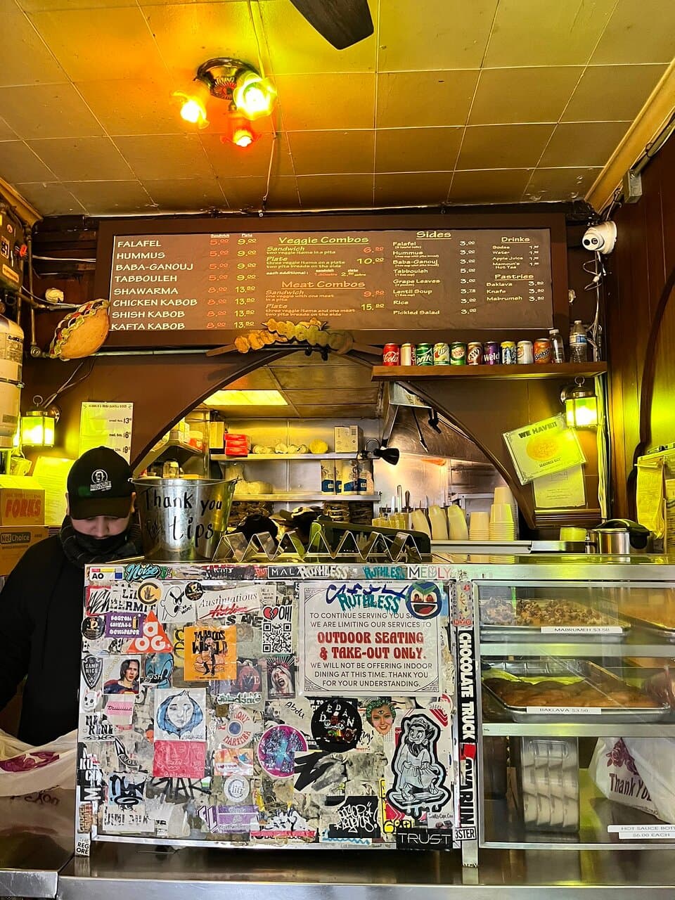 Lunch stop for falafel and swarma plates.