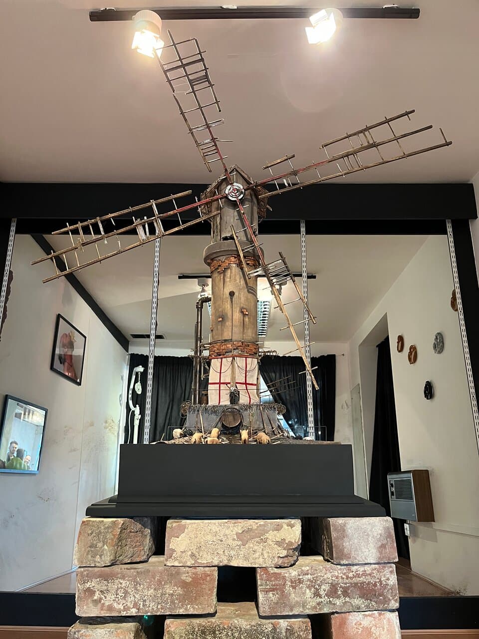 Taken whilst visiting Perineum/Perineum exhibition at the turntable gallery, works by Darren Neave & Dale Wells.