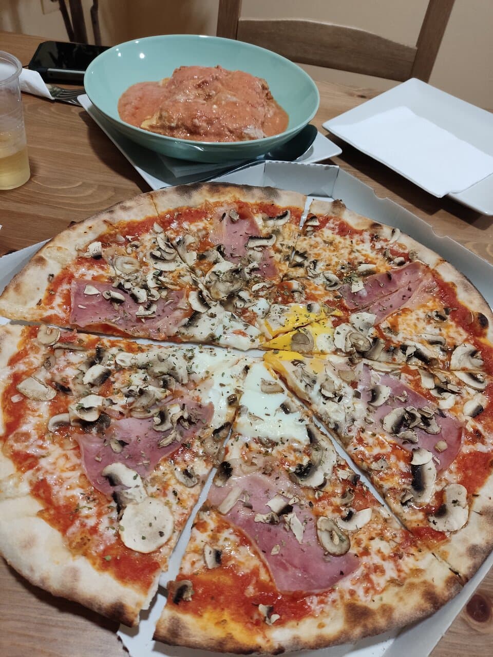 Pizza y lasagna