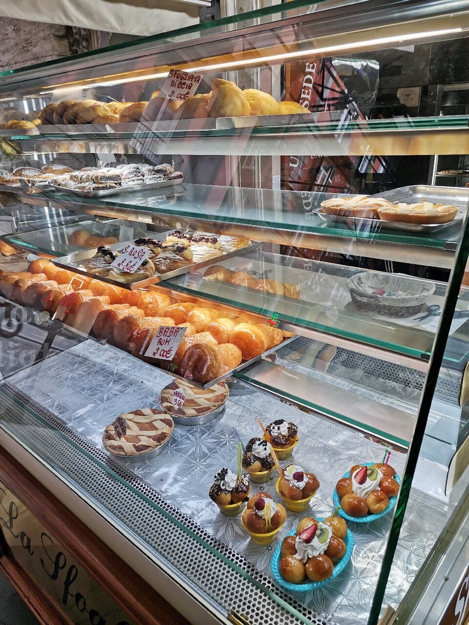 Mary's Sfogliatella