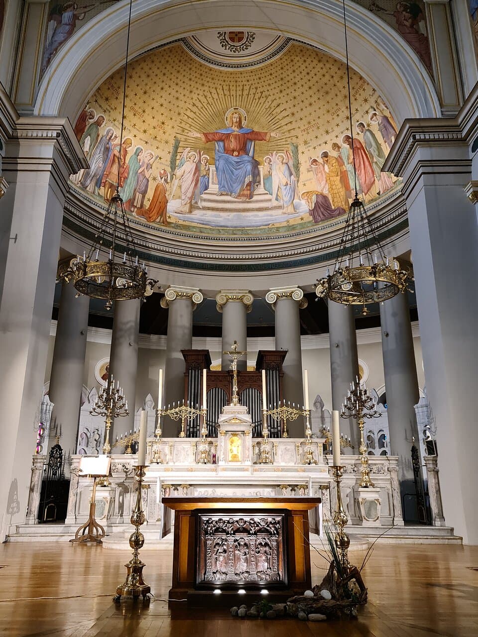 The frescoes of Amaury-Duval can be found throughout the church. They were painted around 1857.