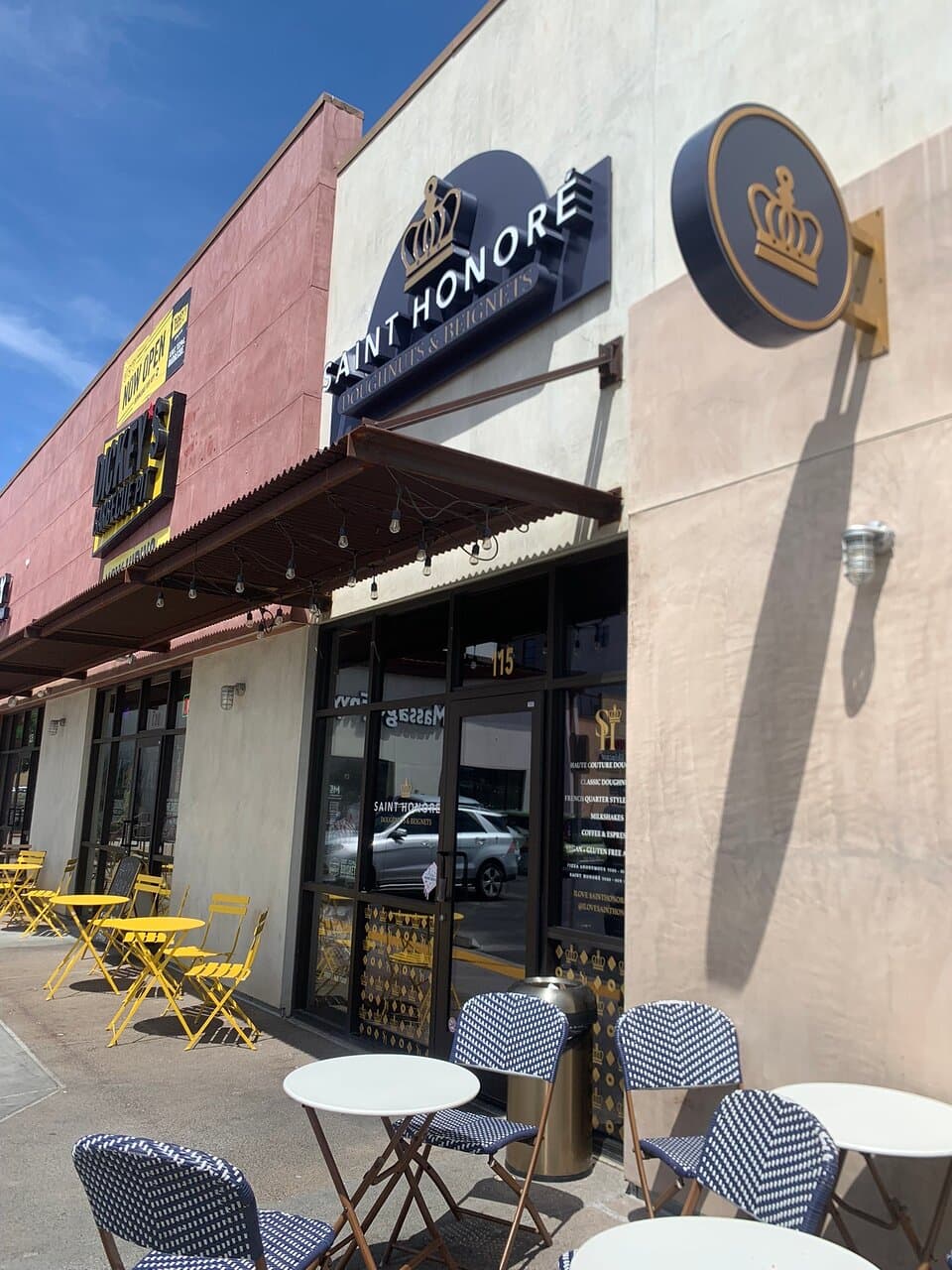 Saint Honoré Doughnuts & Beignets