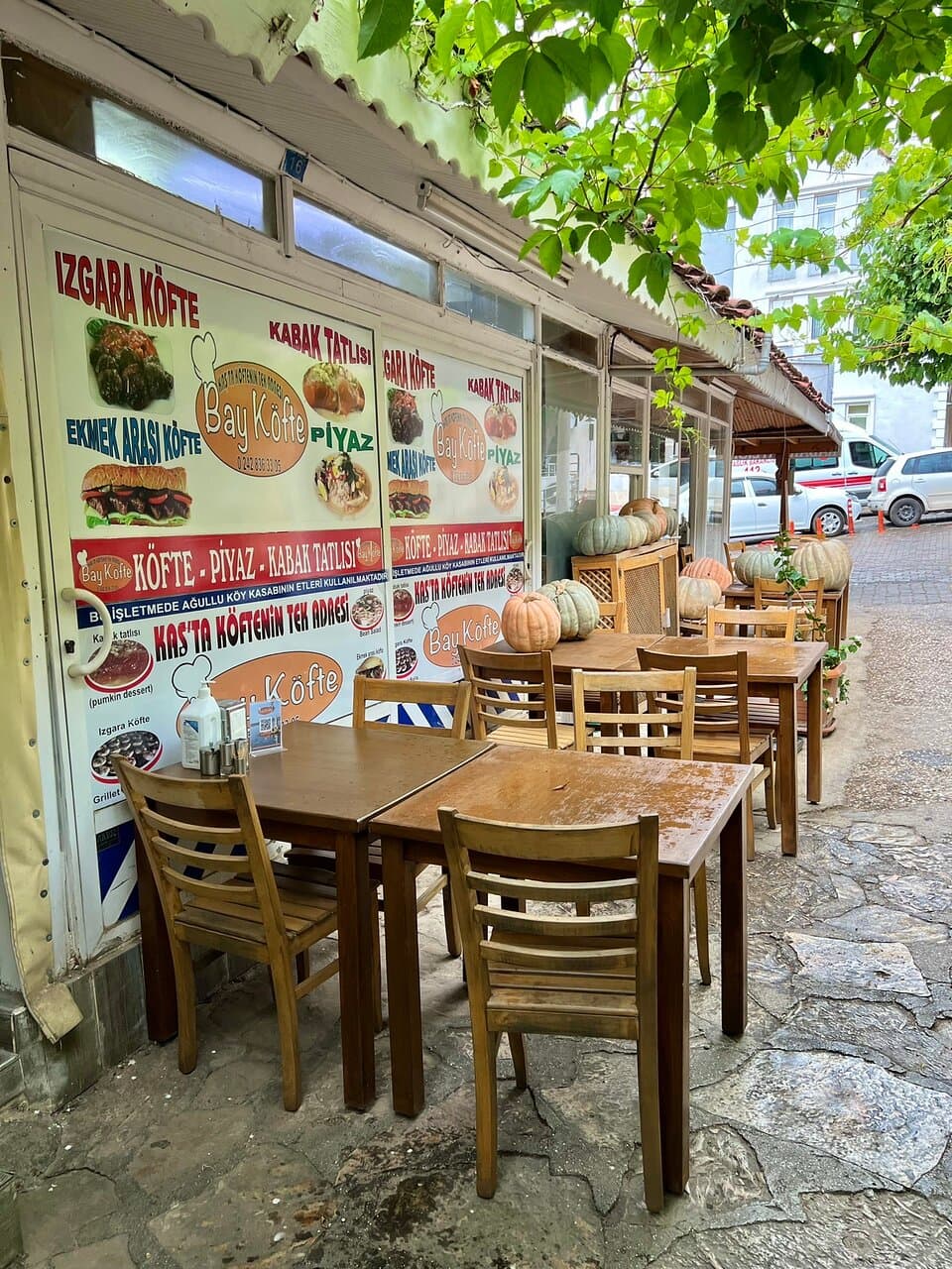 Bay Köfte
