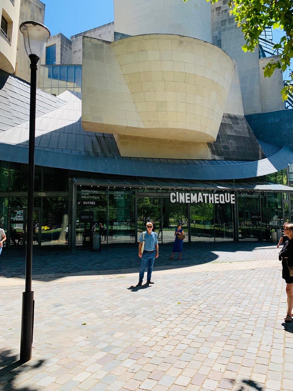 Visit the Musée de la Cinémathèque Française