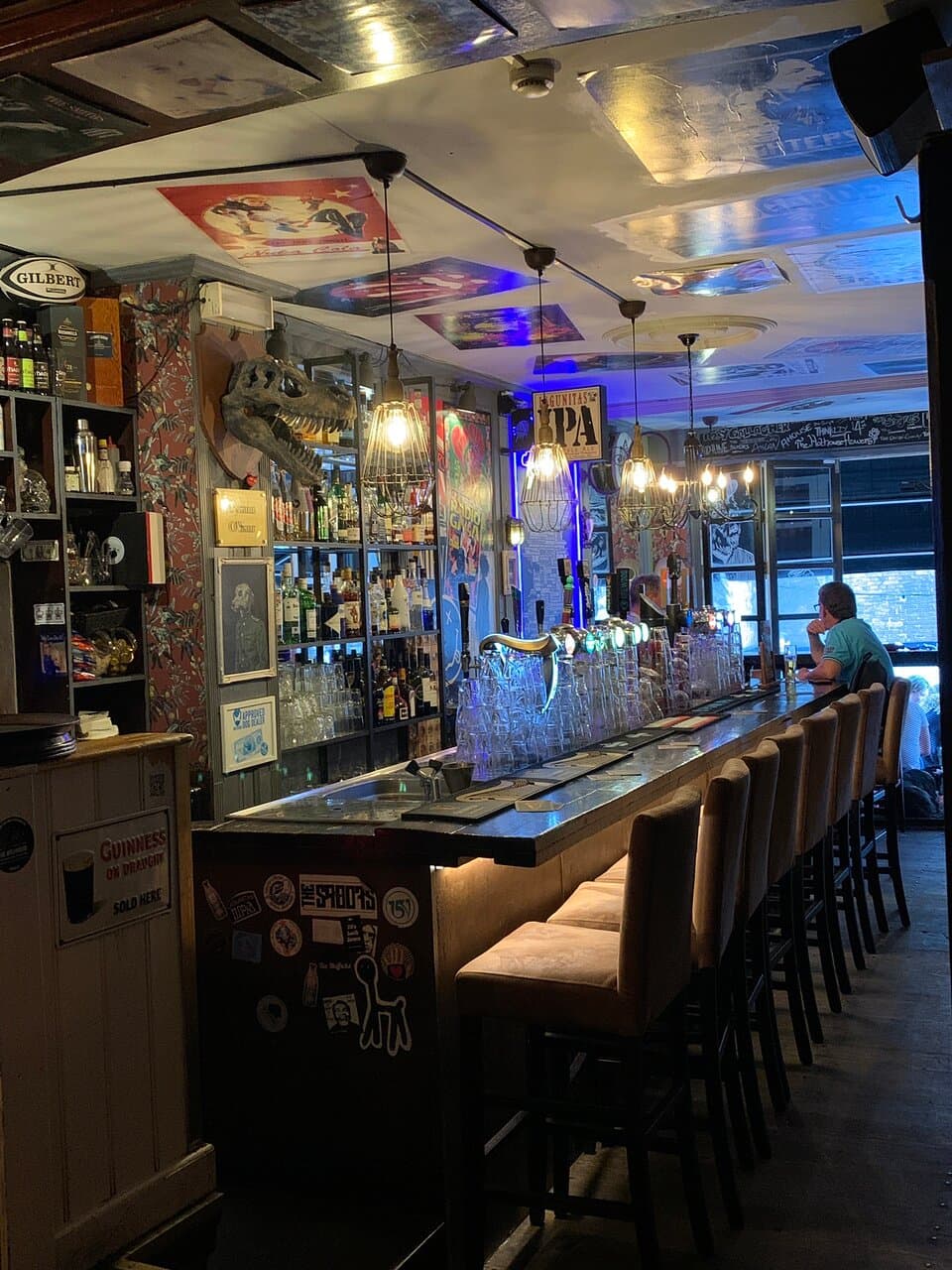 The Wolfhound Irish Bar & Kitchen