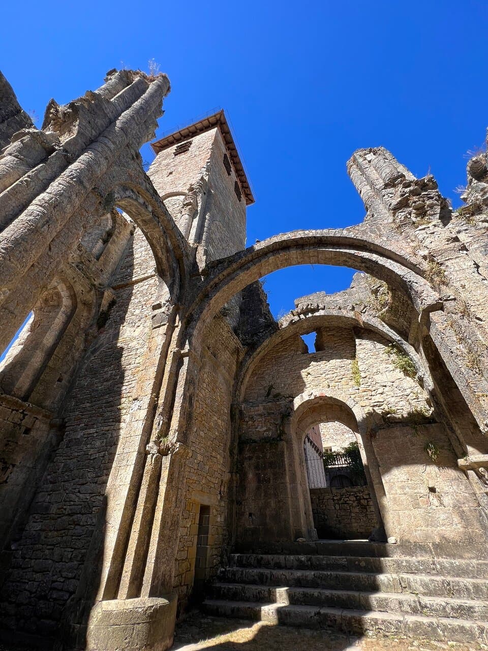 Marcilhac-sur-Célé Abbey Ruins