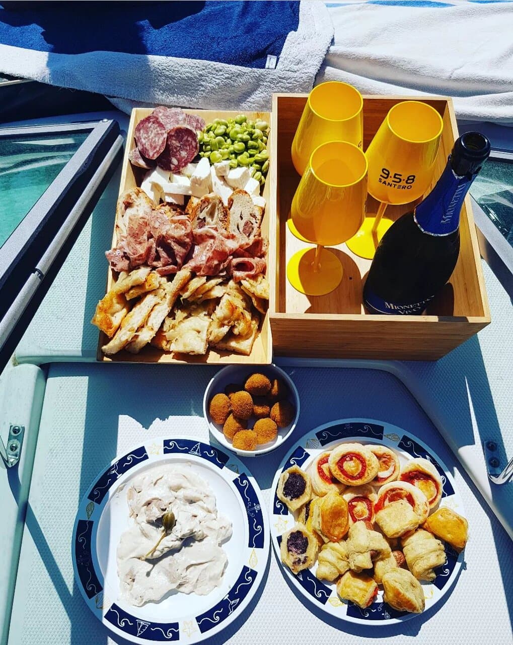 BUFFET DI MEZZOGIORNO .....