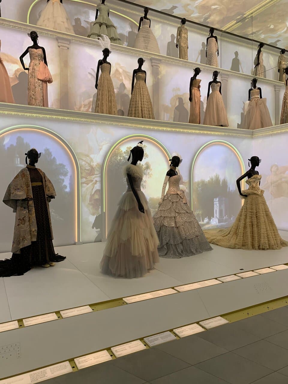 Visit the Dior Gallery