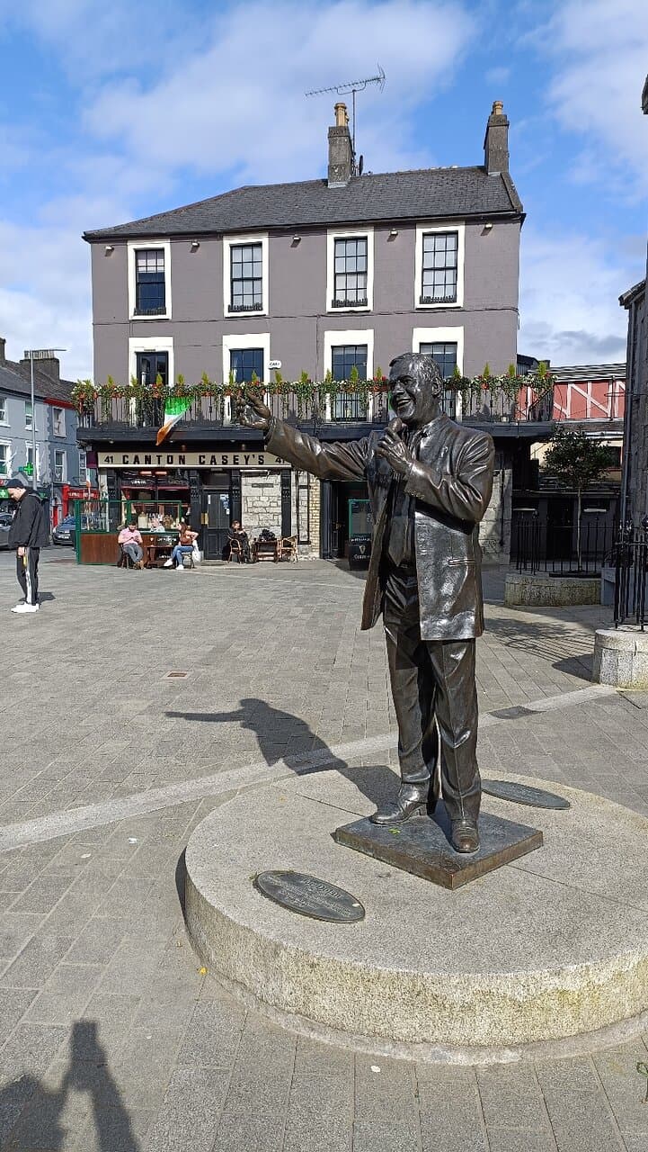 Joe Dolan Statue Mullingar