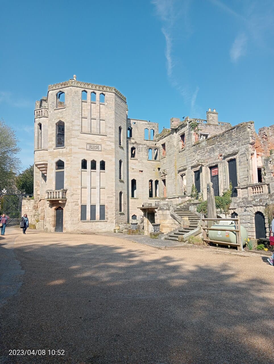 Guy's Cliffe House