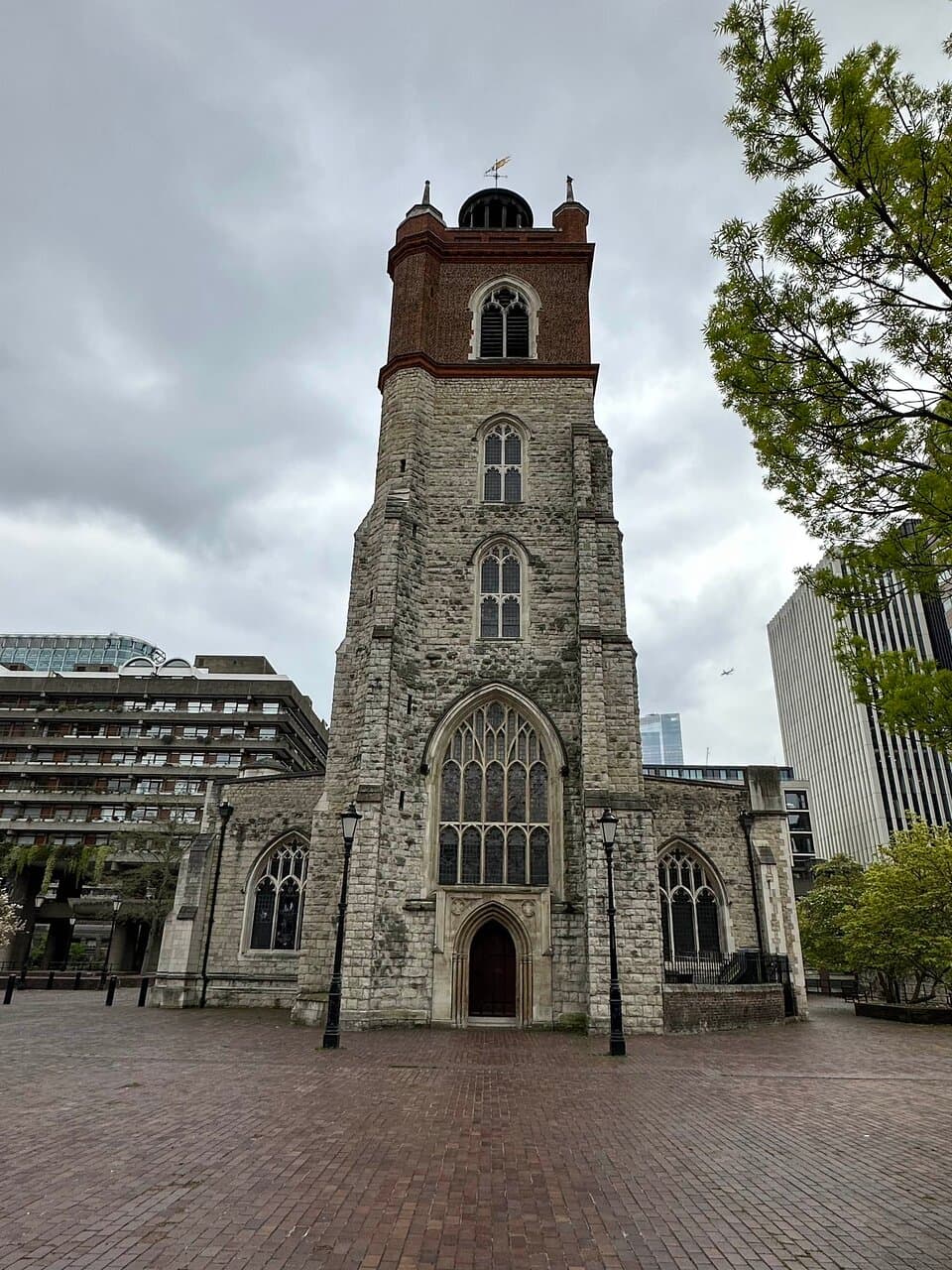 St Giles-without-Cripplegate:  exterior