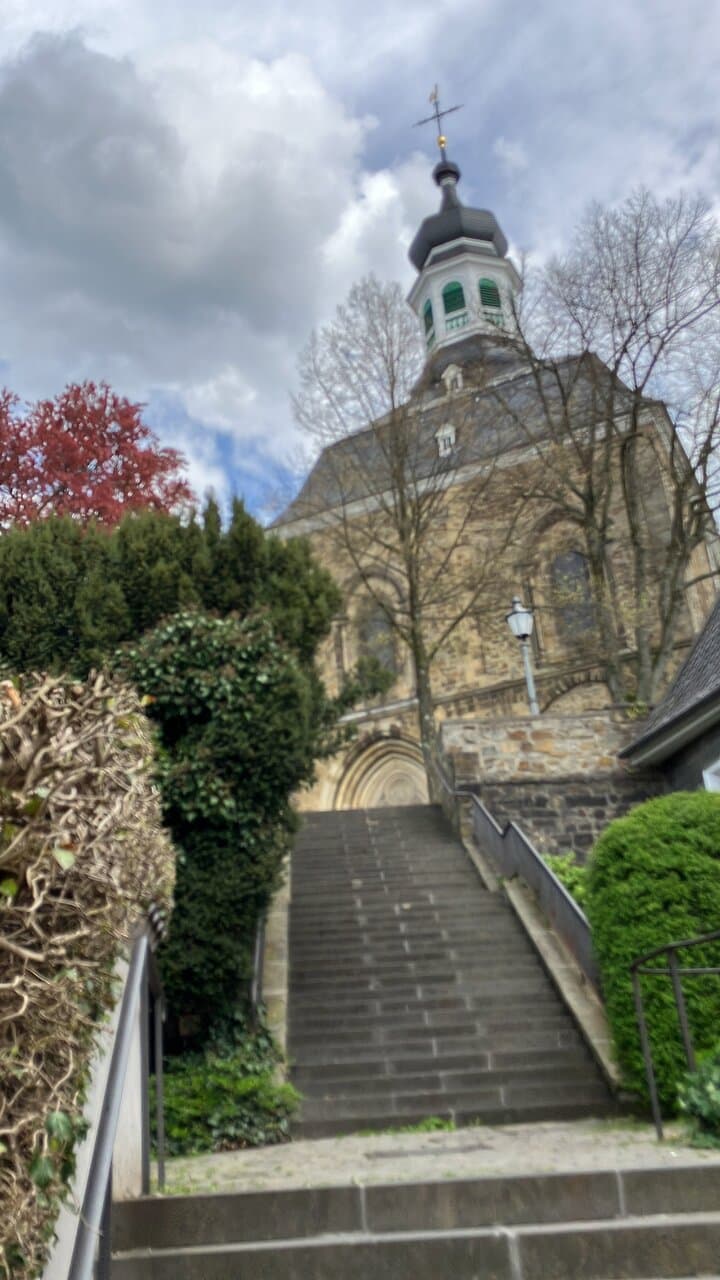 Kath. Kirche St. Mariä Himmelfahrt 