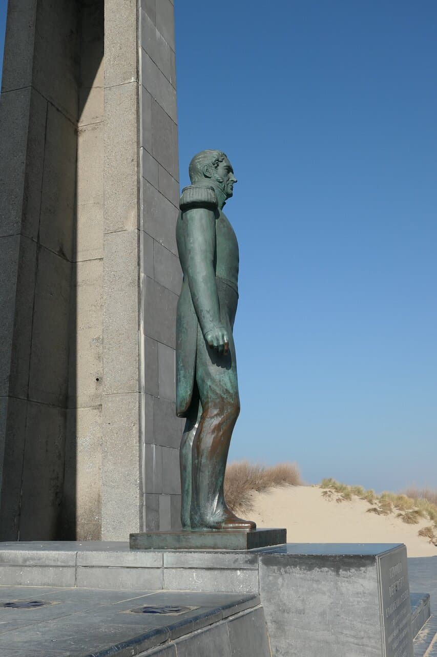 De Panne, Monument Leopold I, Leopold I- Espanade