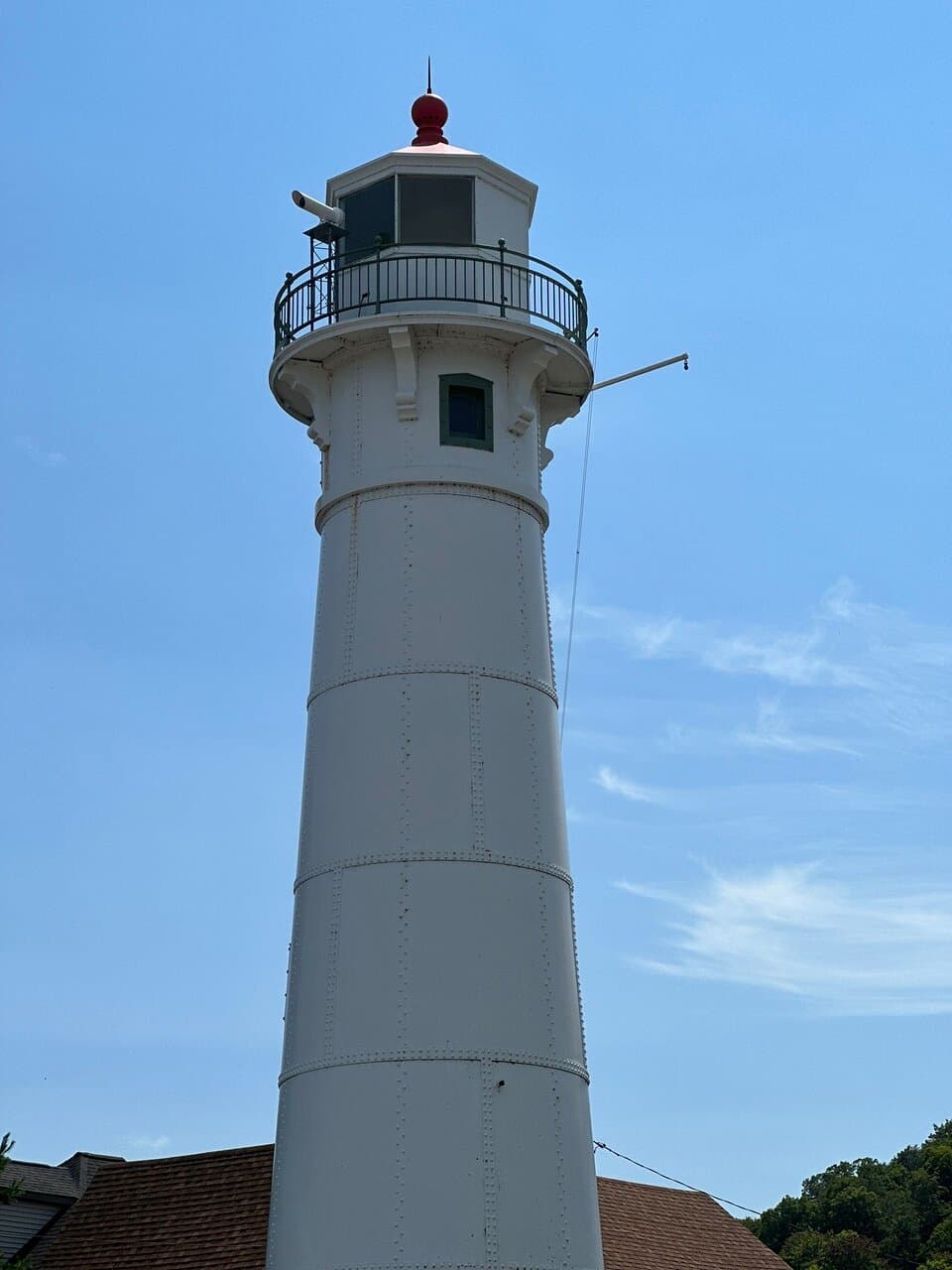 Front range lighthouse