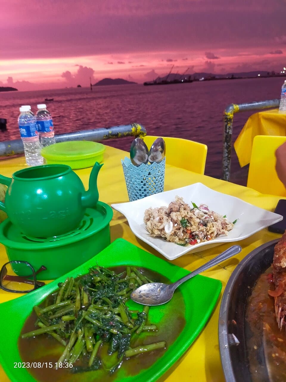 Todak Waterfront Hawker Center