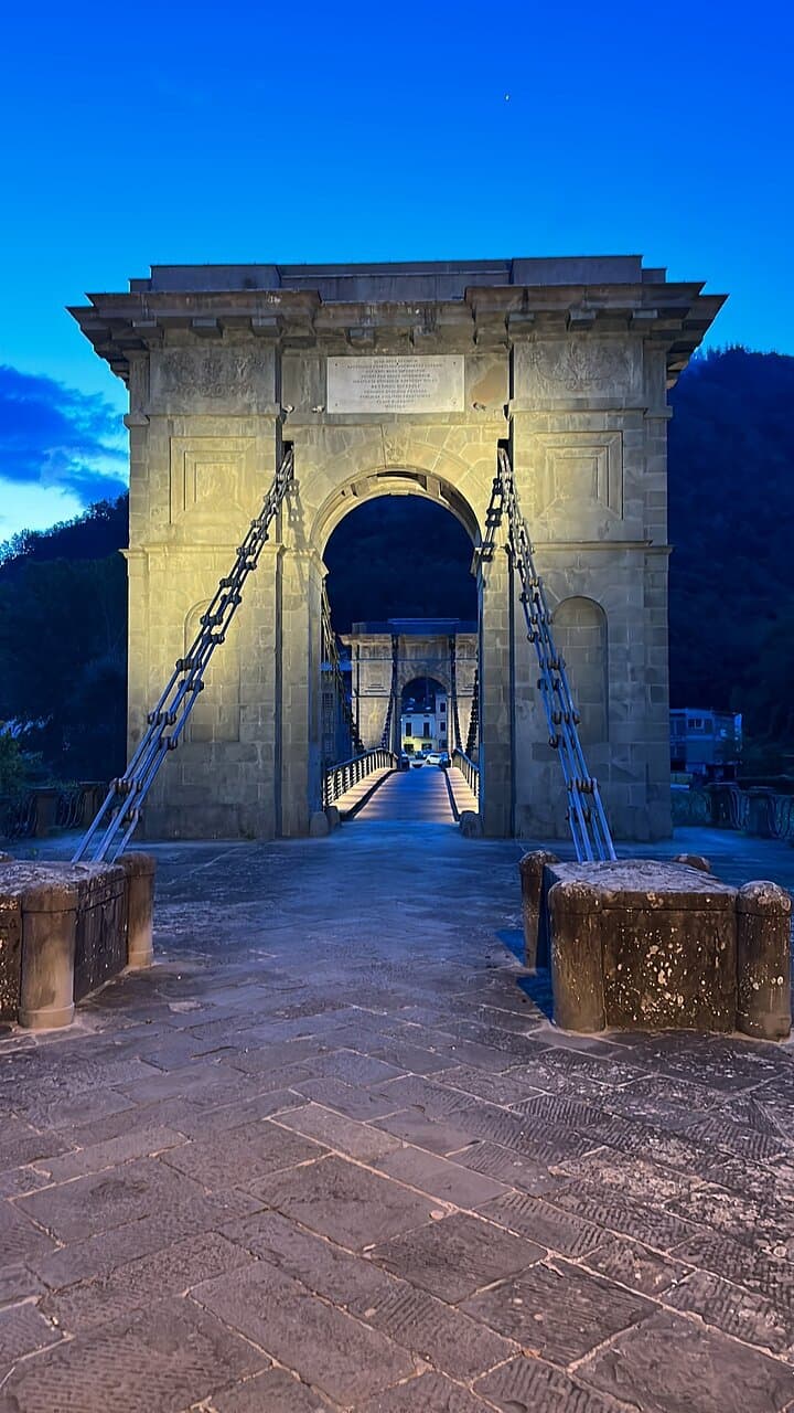 Early morning in Bagni di Lucca and coffee at Café Catena