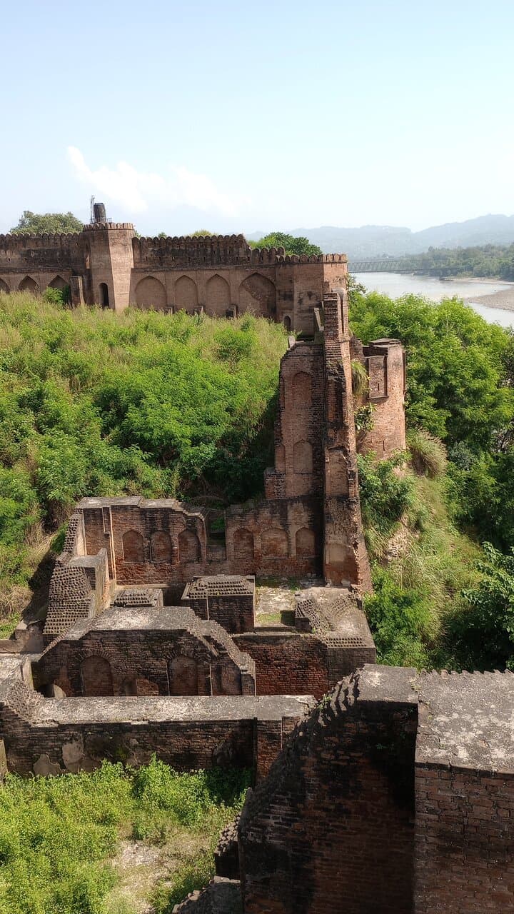 Akhnoor Fort