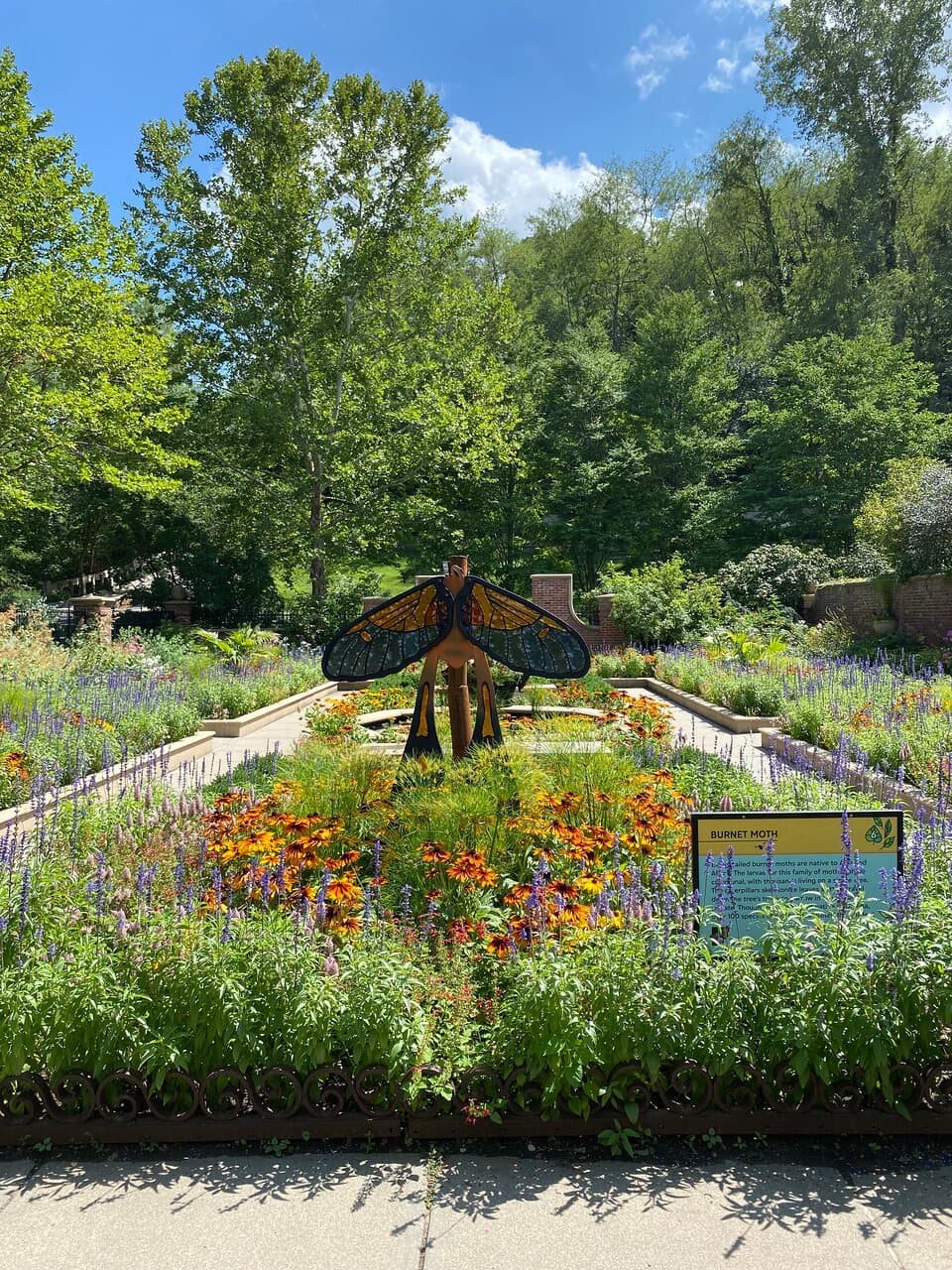 Exploring Lauritzen Gardens Omaha’s Botanical Center