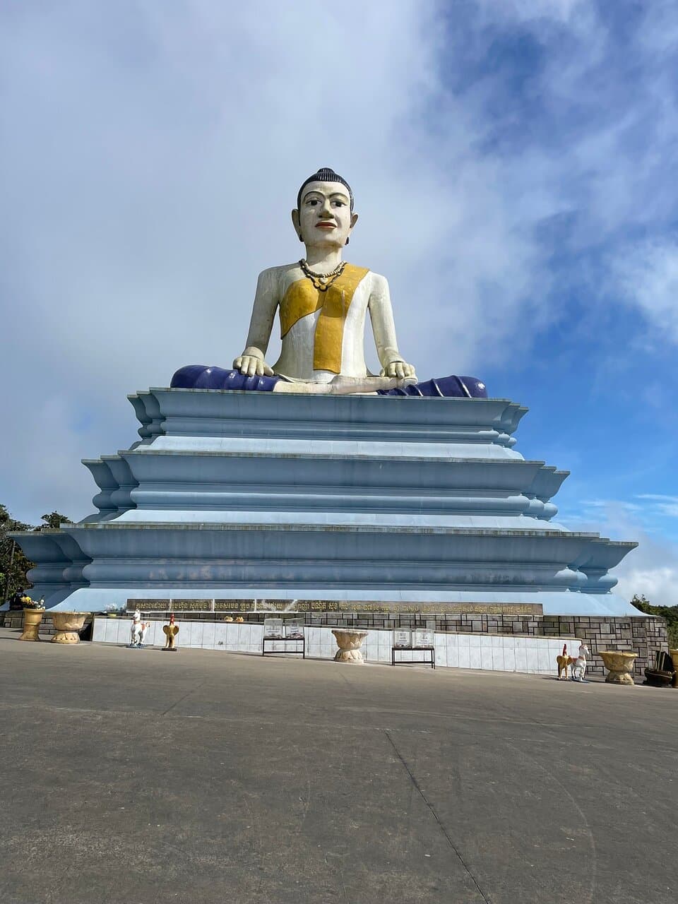 This was a great stop before you get to Bokor National Park and the views are amazing.