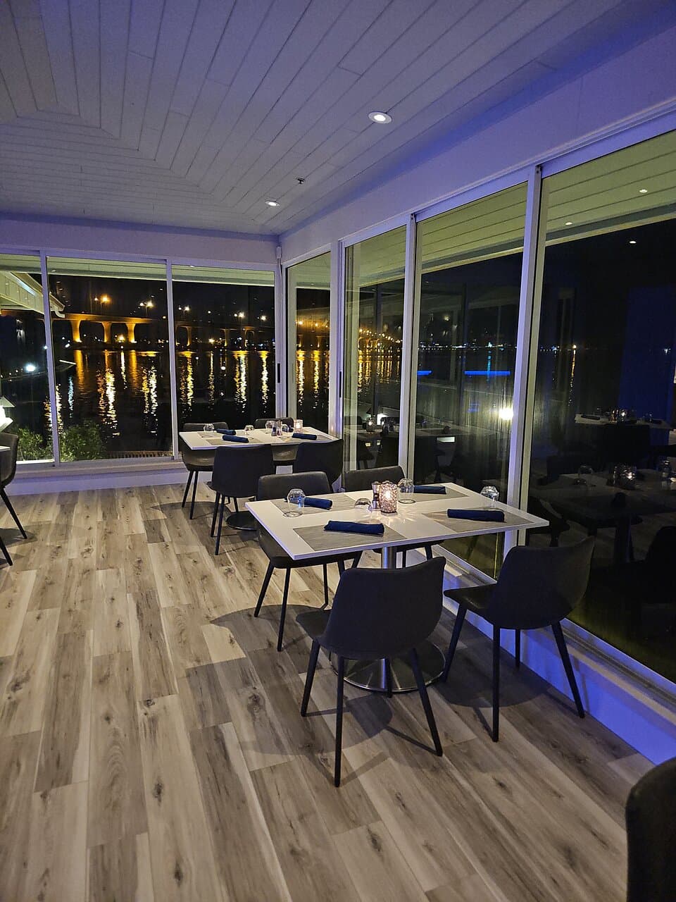 Avenida San Martín Waterfront