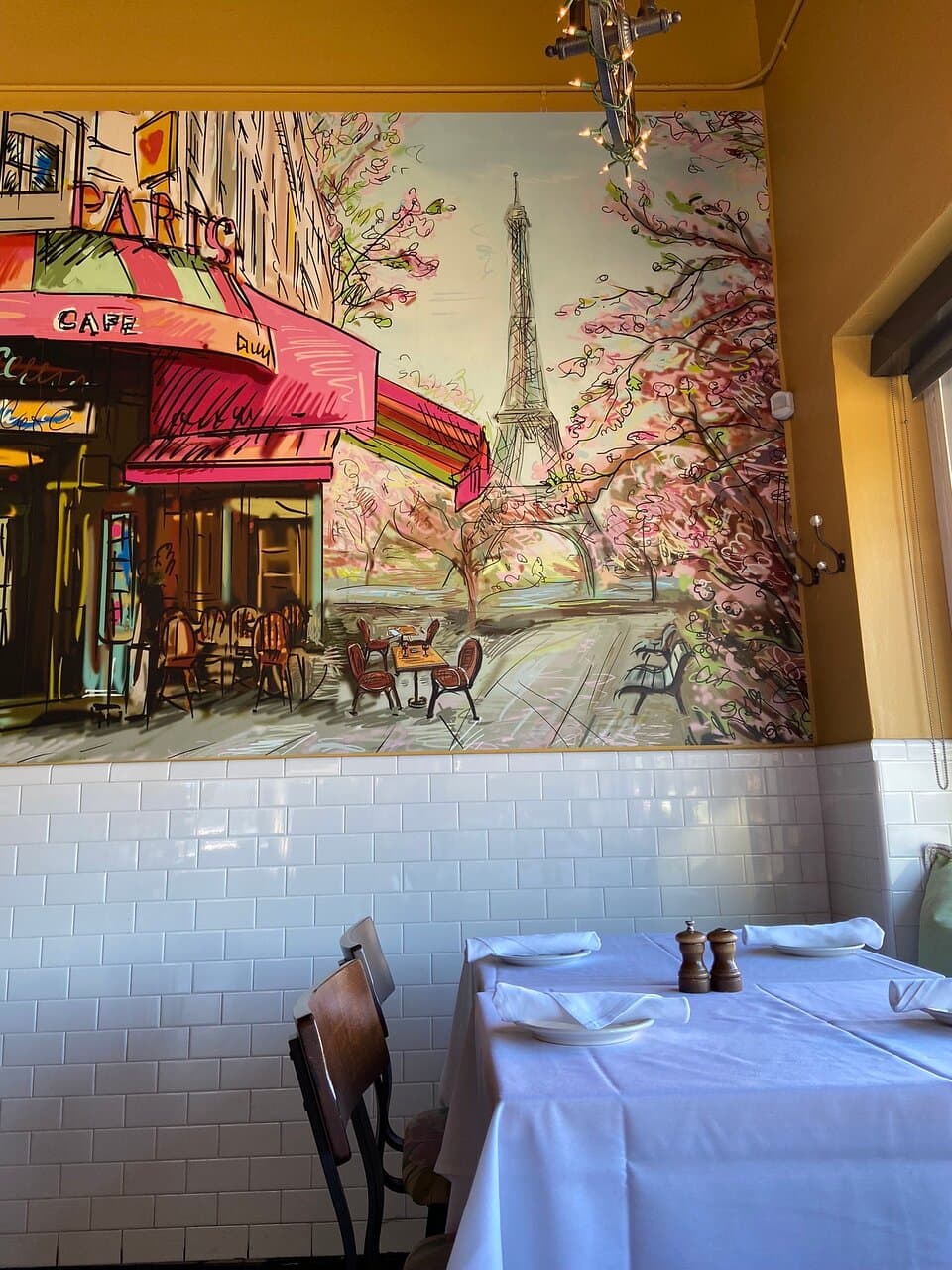 Bon Ami Restaurant