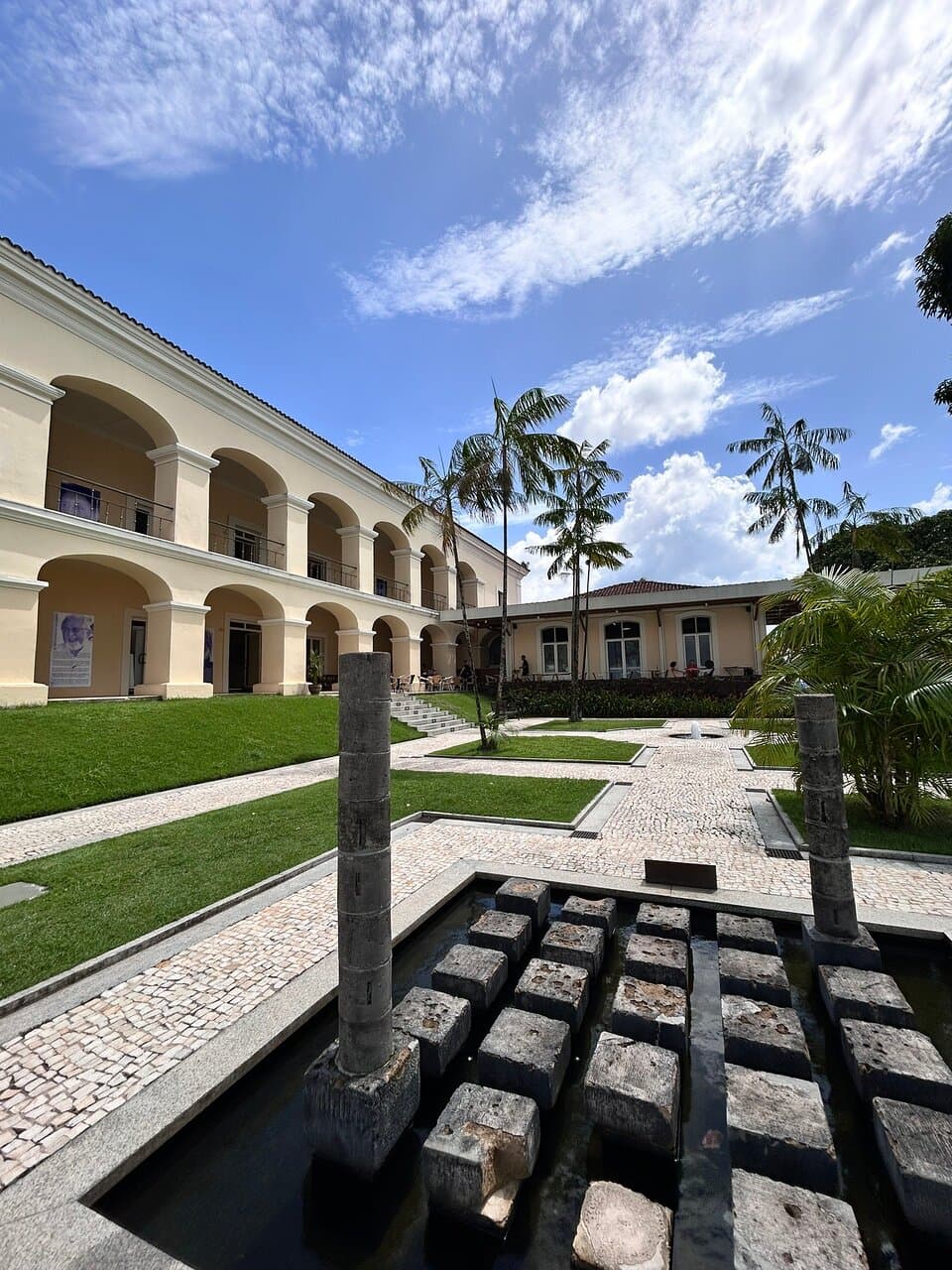 Casa das Onze Janelas