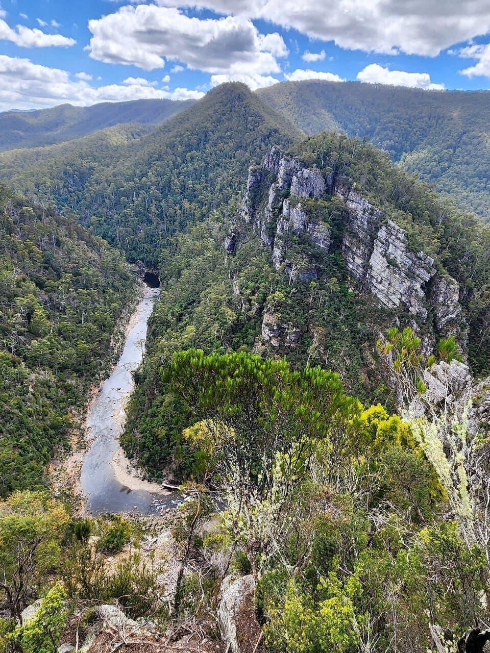Alum Cliffs Tulampanga