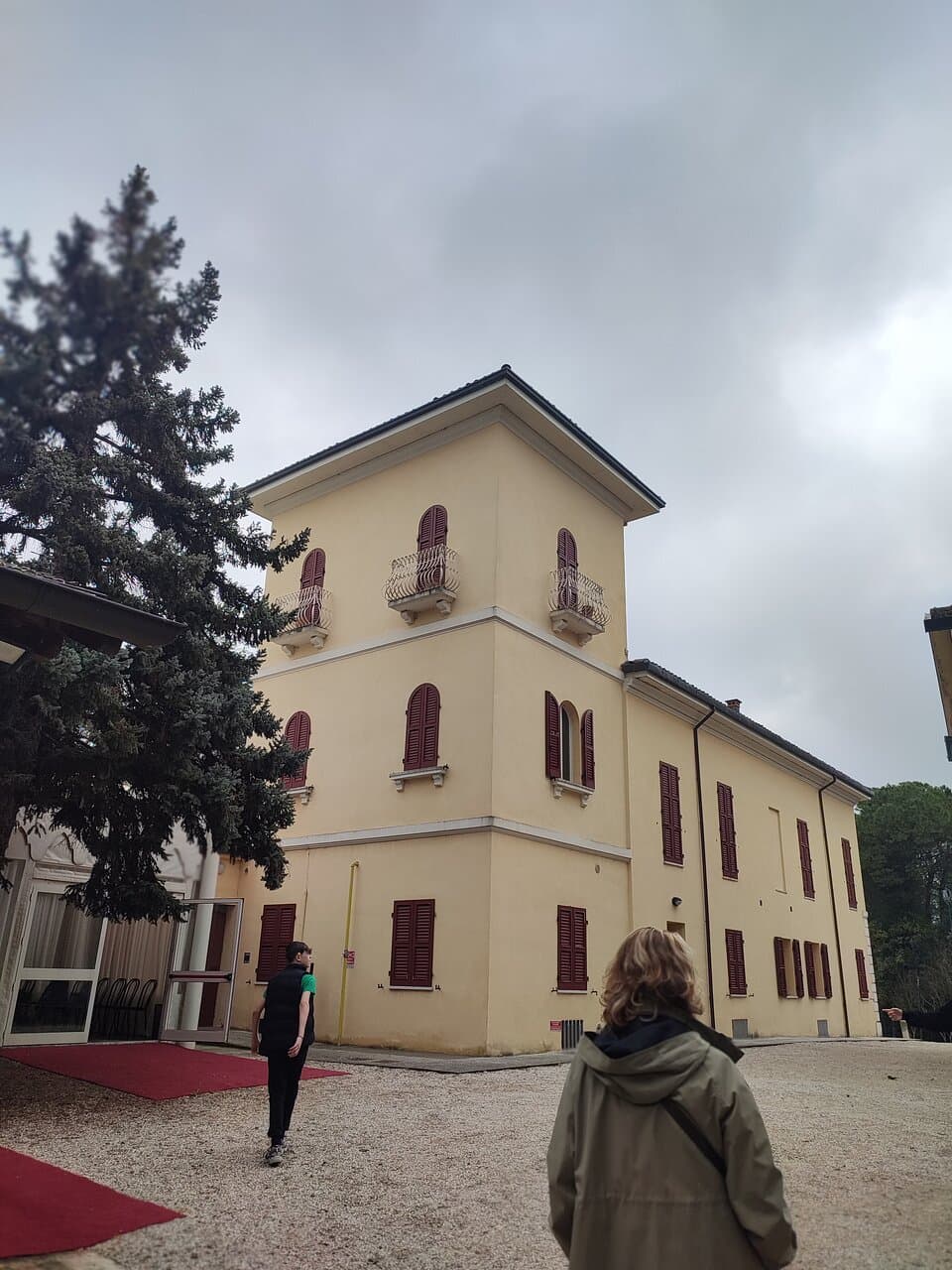 Villa Silvia-Carducci and Museo Musicalia