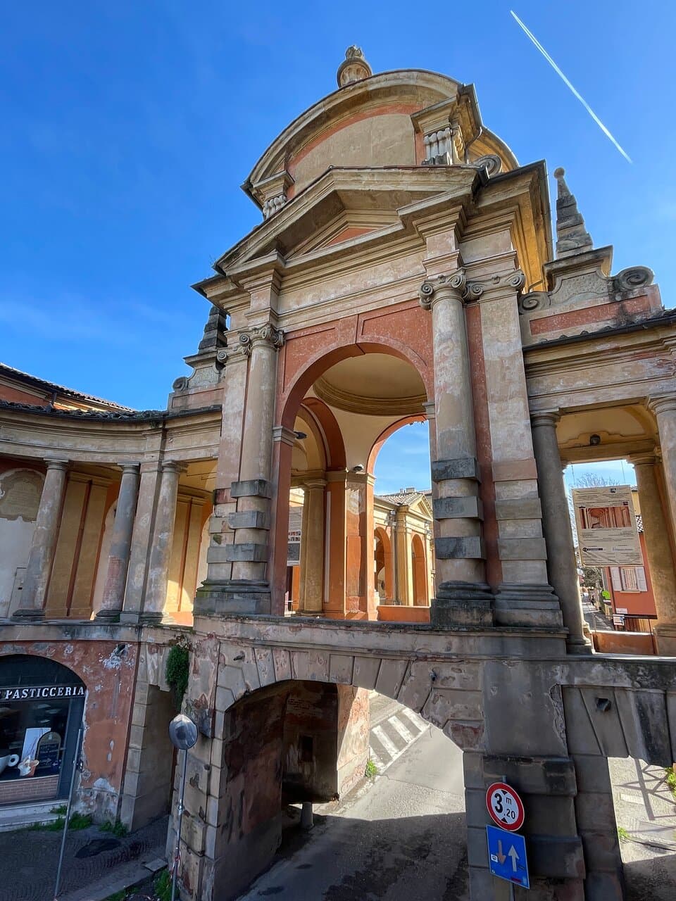 San Luca Portico (2)