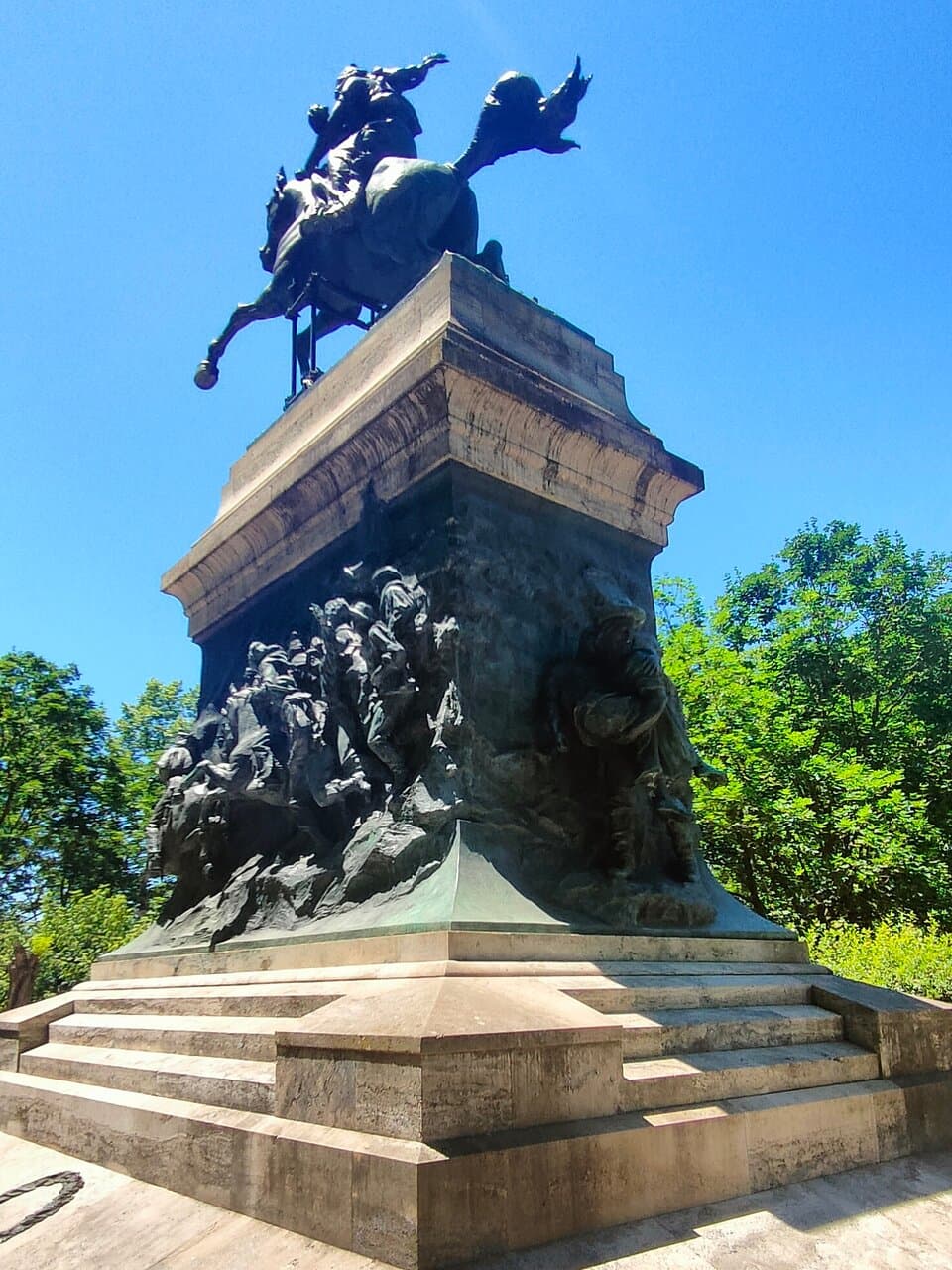 Monumento a Anita Garibaldi