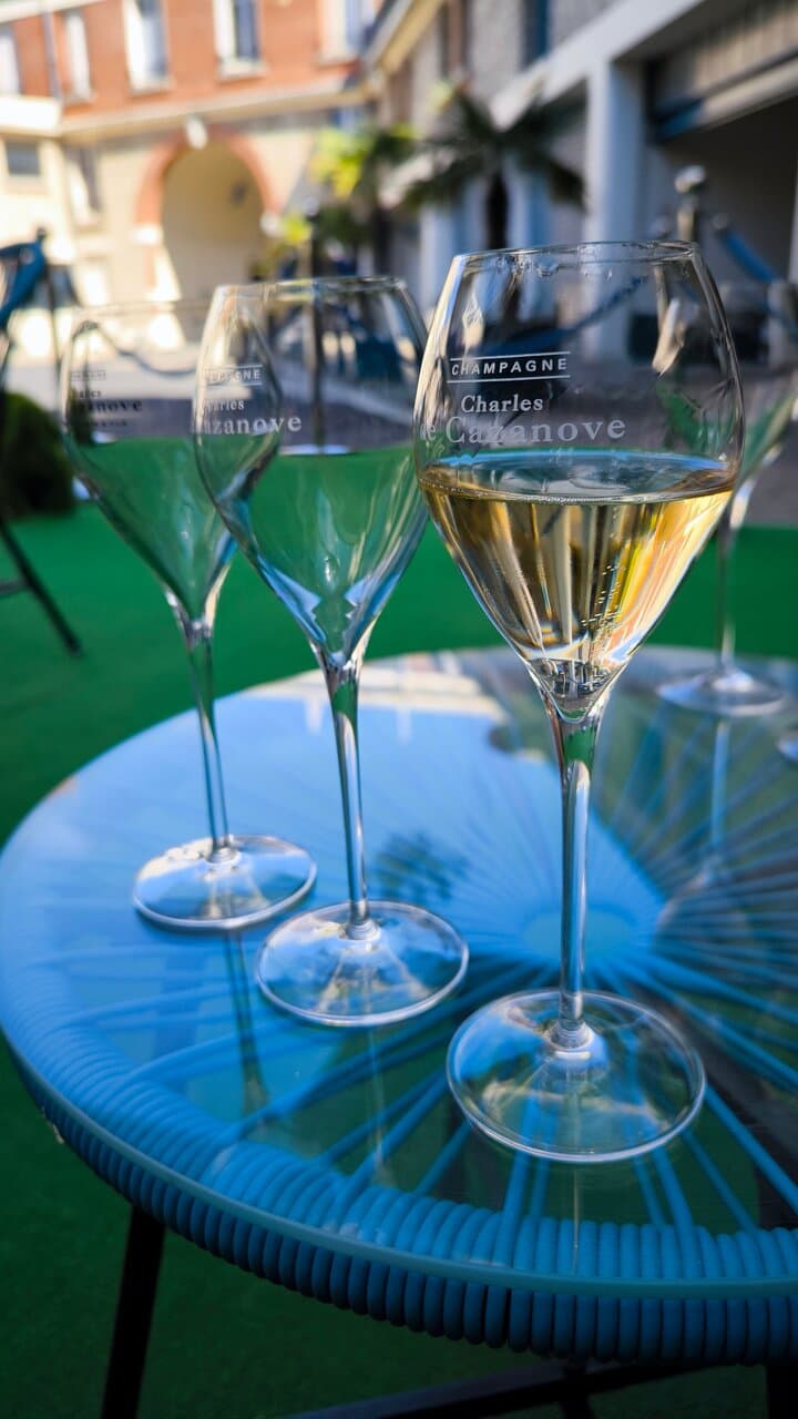 Champagne Charles de Cazanove