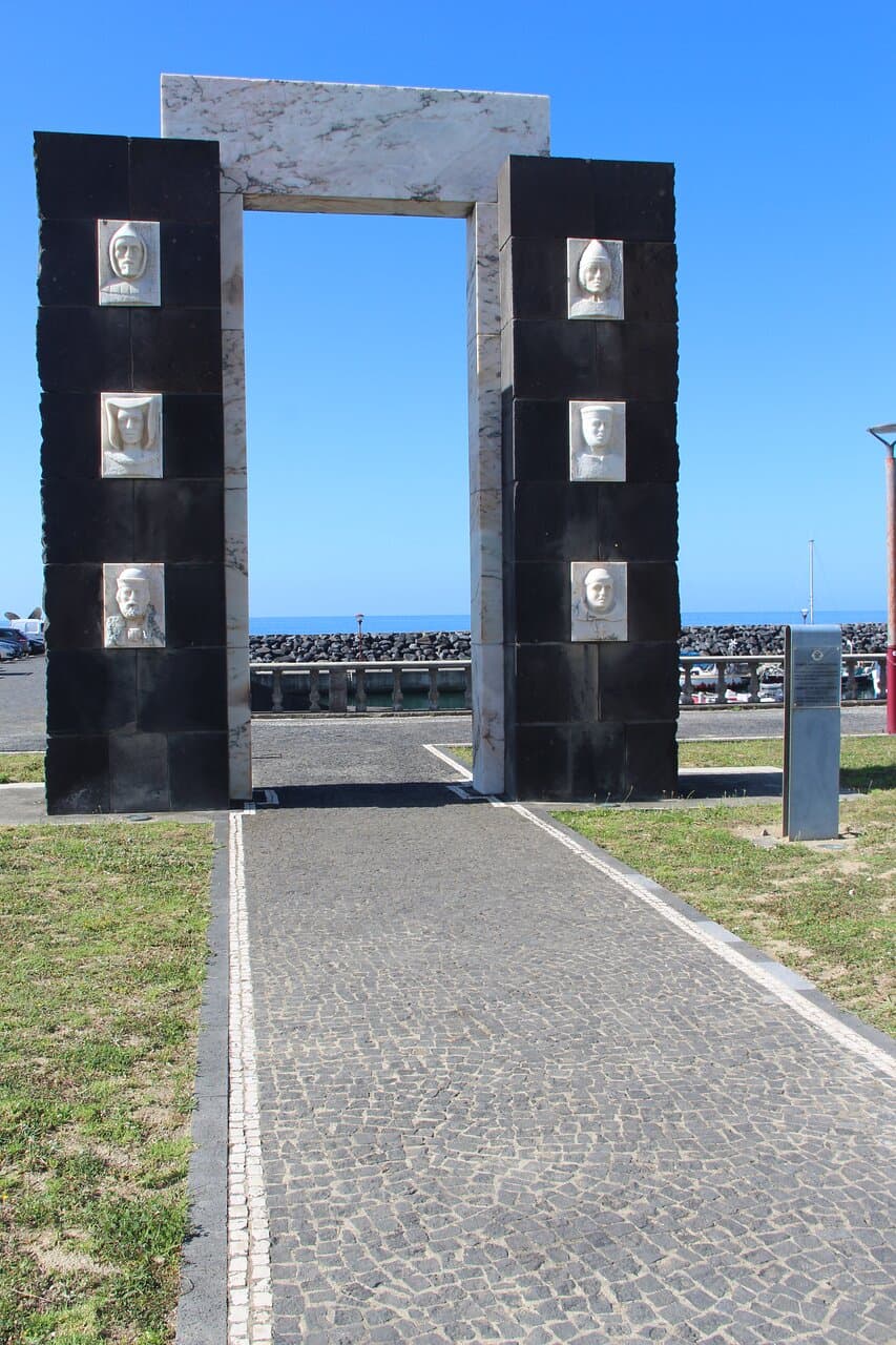 Gate of the Discoverers Povoamento