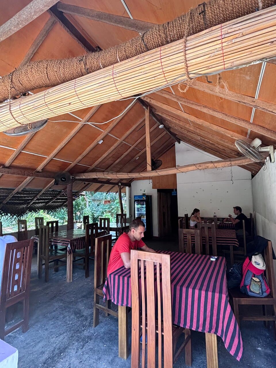 Kenoli Restaurant