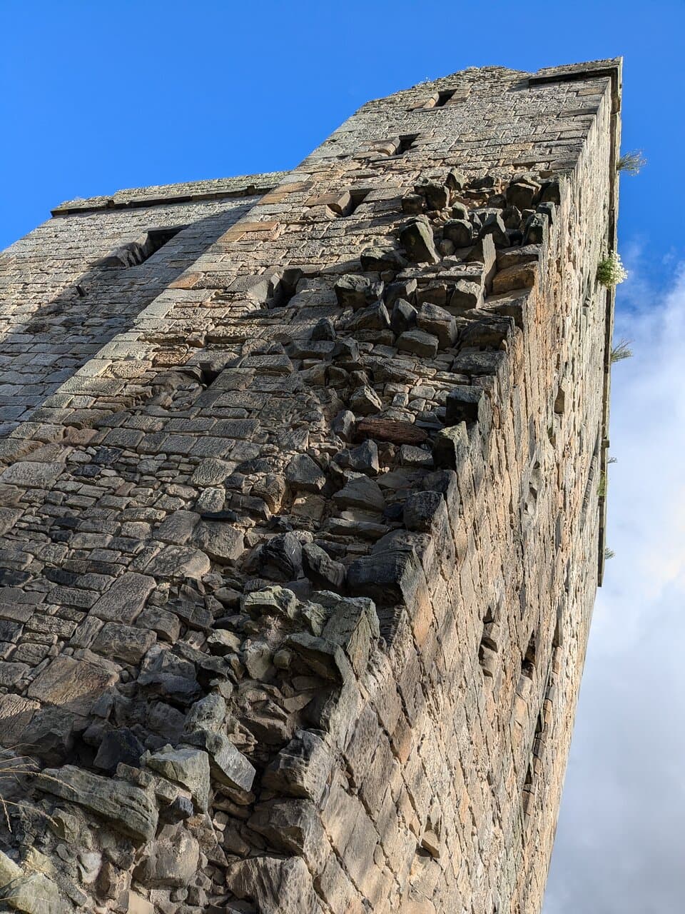 The still impressive tower of the castle ruins