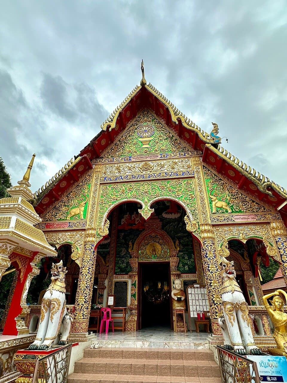 Wat Phuket Pua