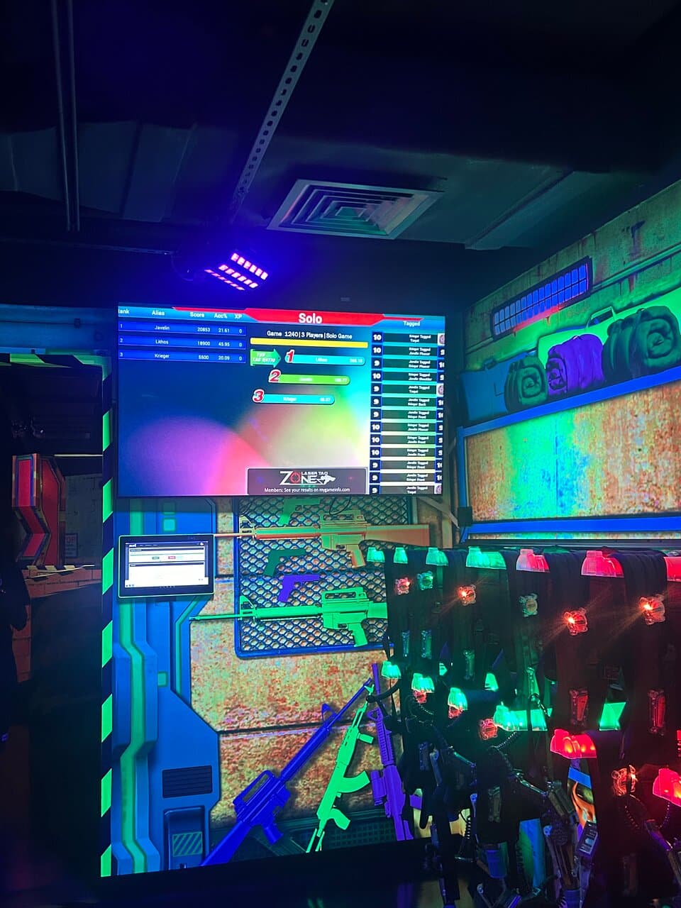 Play at Adventure Island