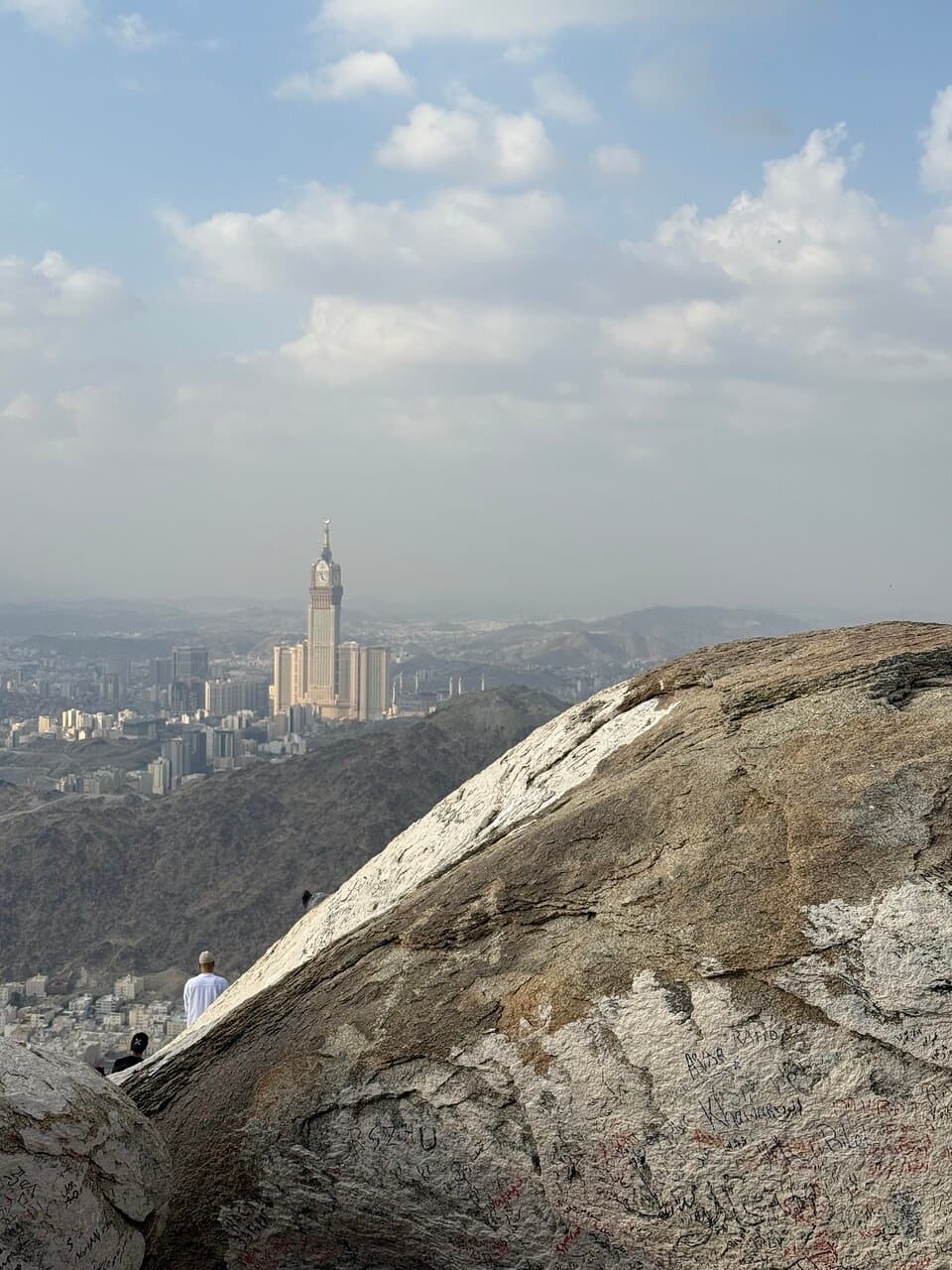 Jabal Thawr Cave
