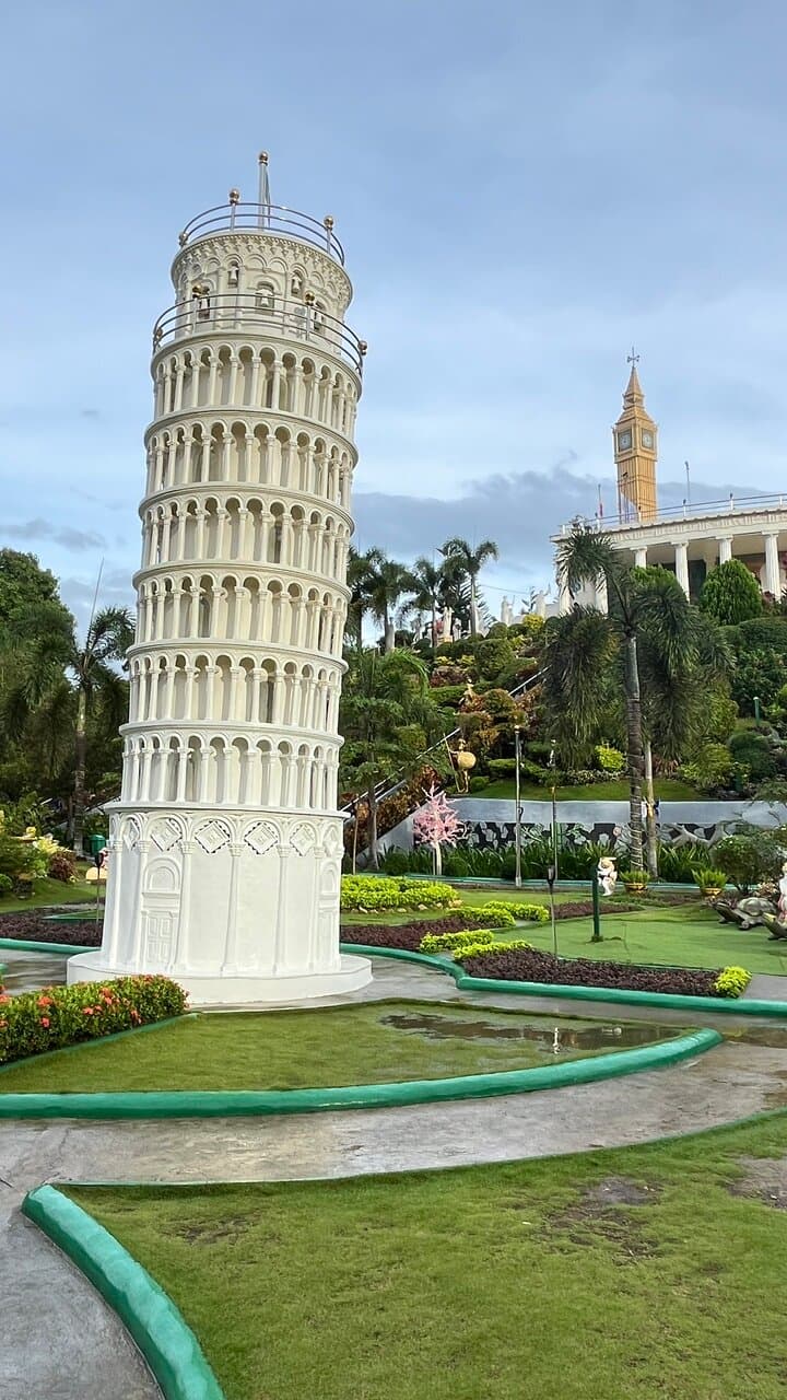 Sikatuna Mirror of the World