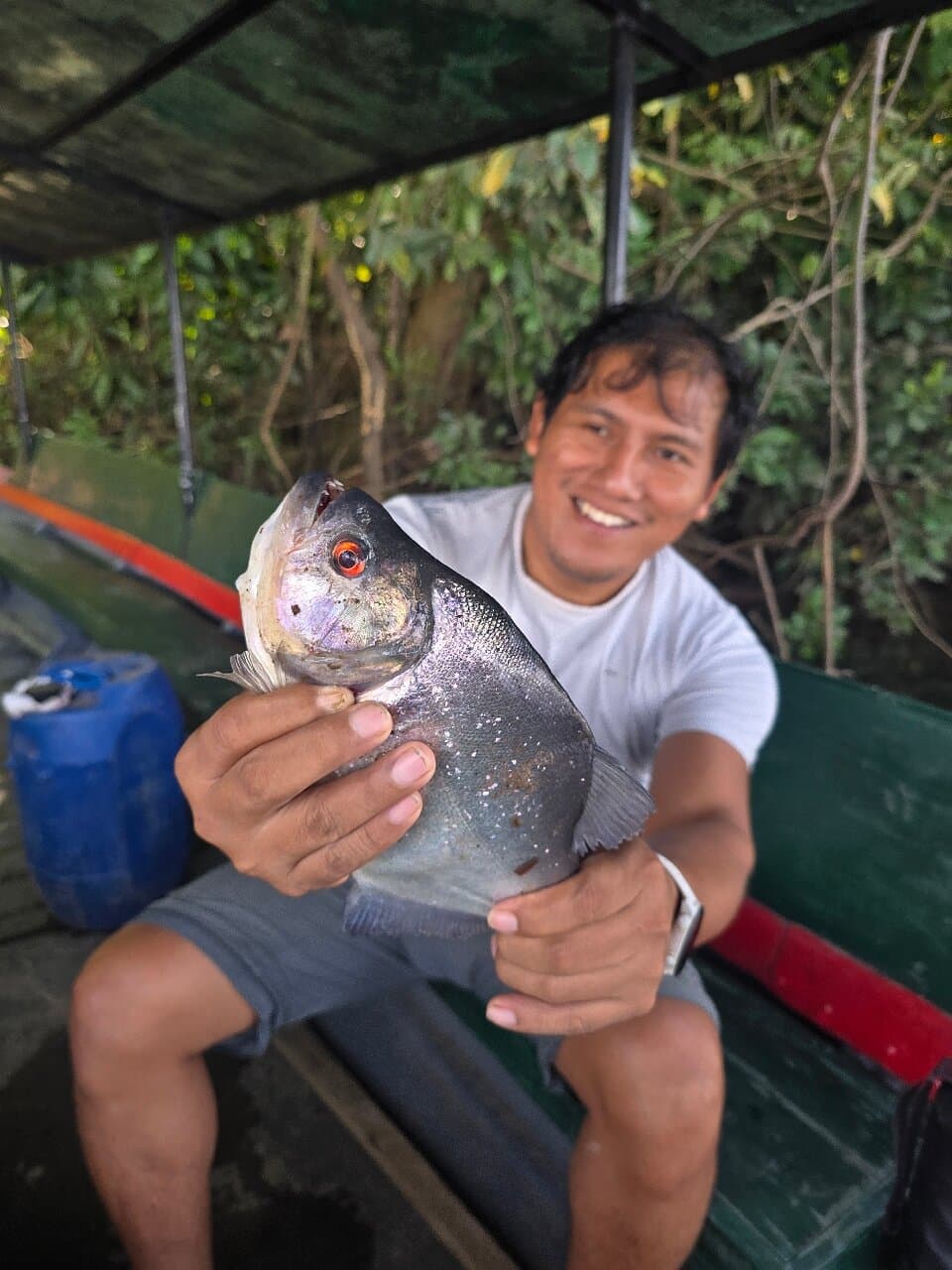 Piranha fishing!