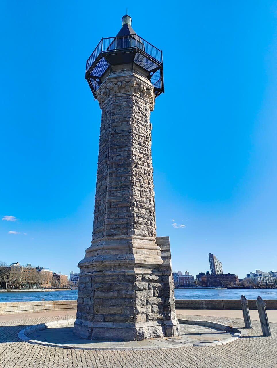 Roosevelt Island Lighthouse Park