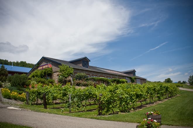 Bully Hill Visitor's Center
