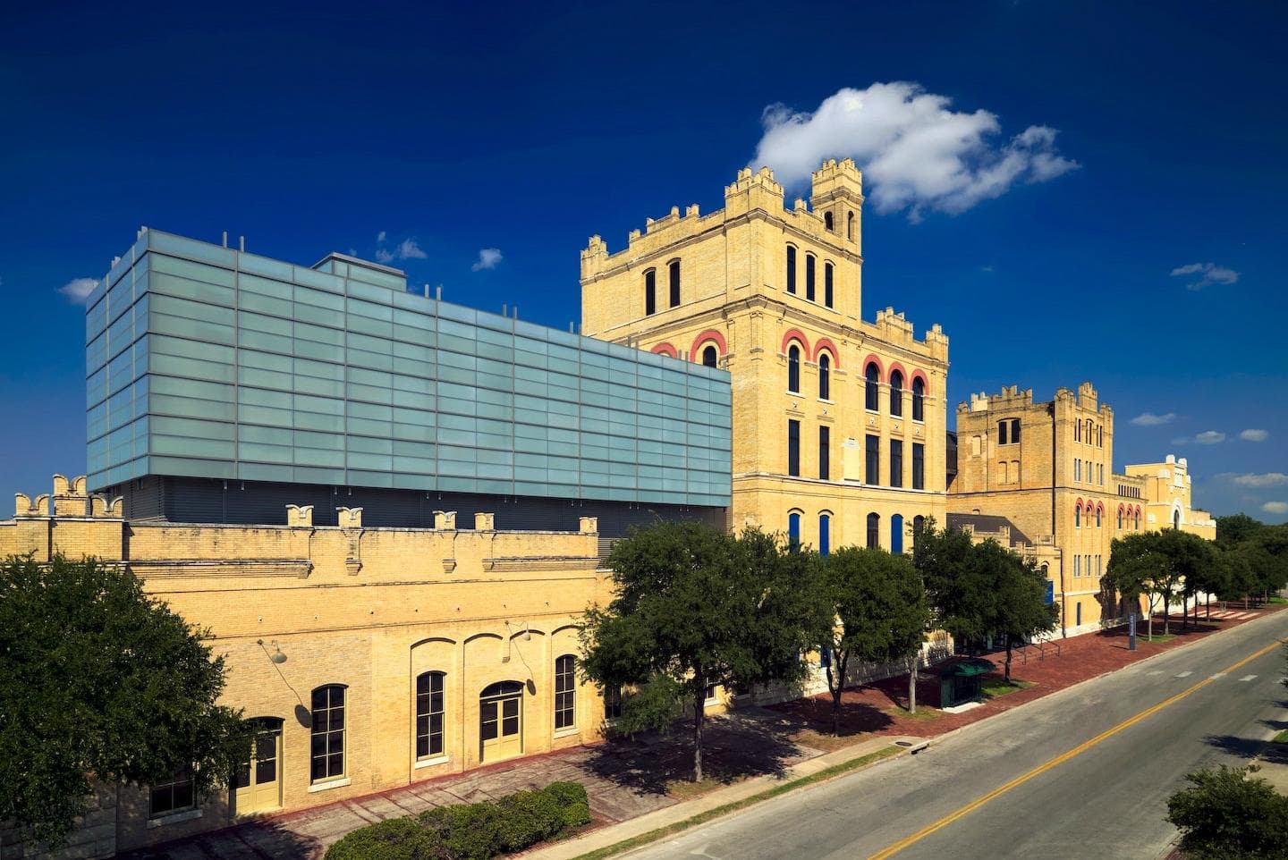 San Antonio Museum of Art