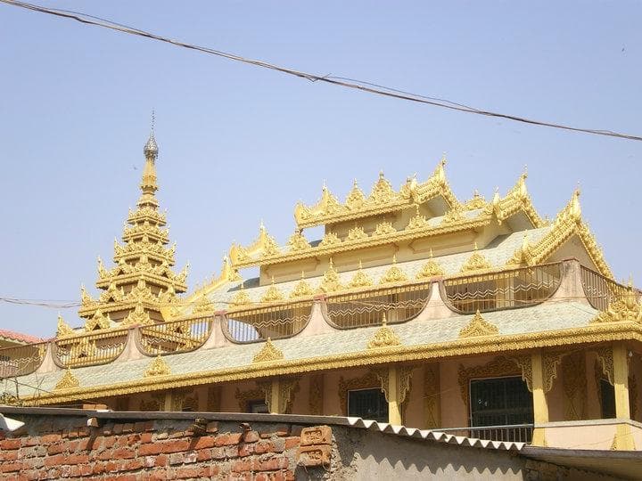 Burmese monastery bodhgaya
