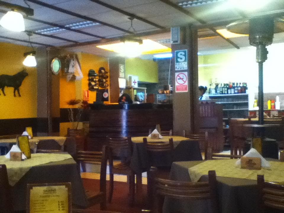 restaurant interior
