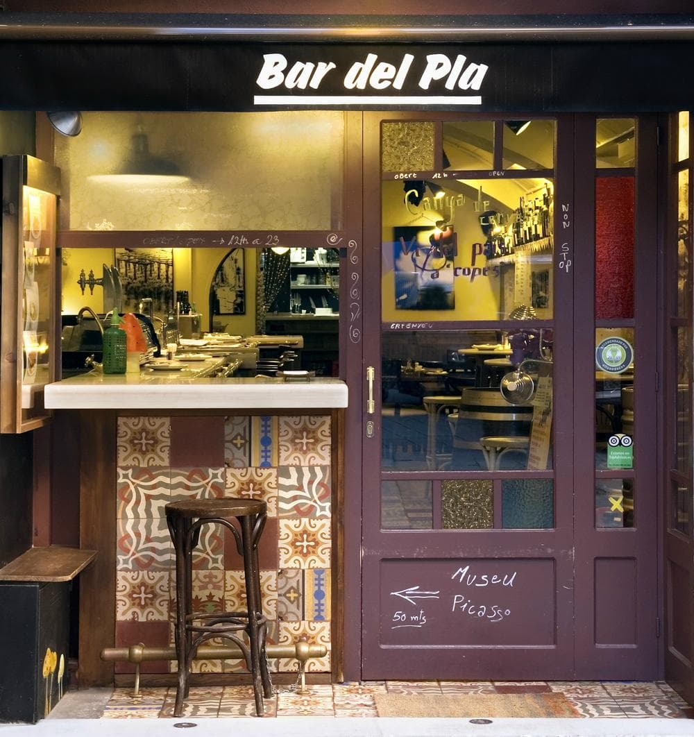 Entrada Bar