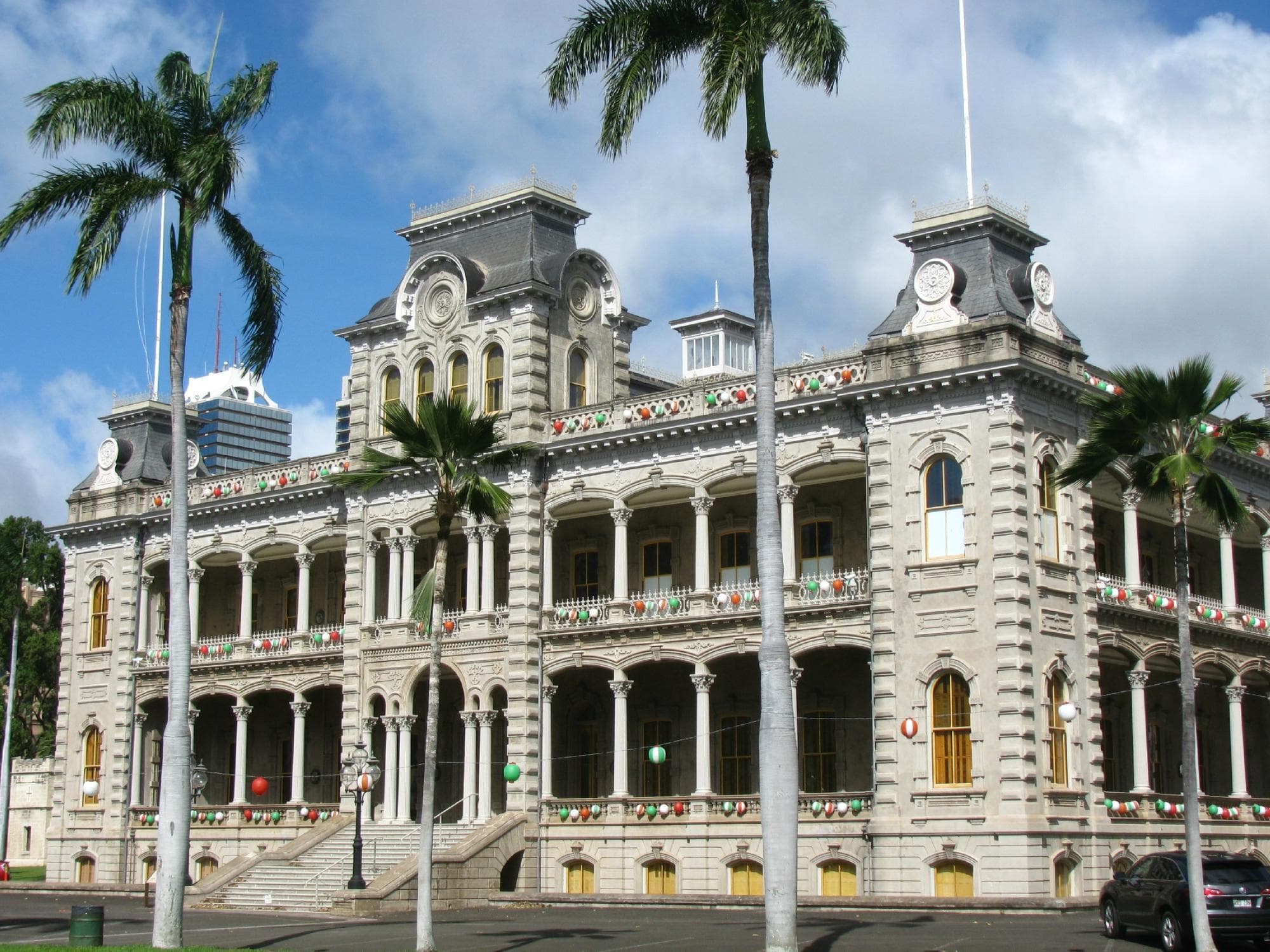                   Iolani Palace, Honolulu, Hawaii.
                