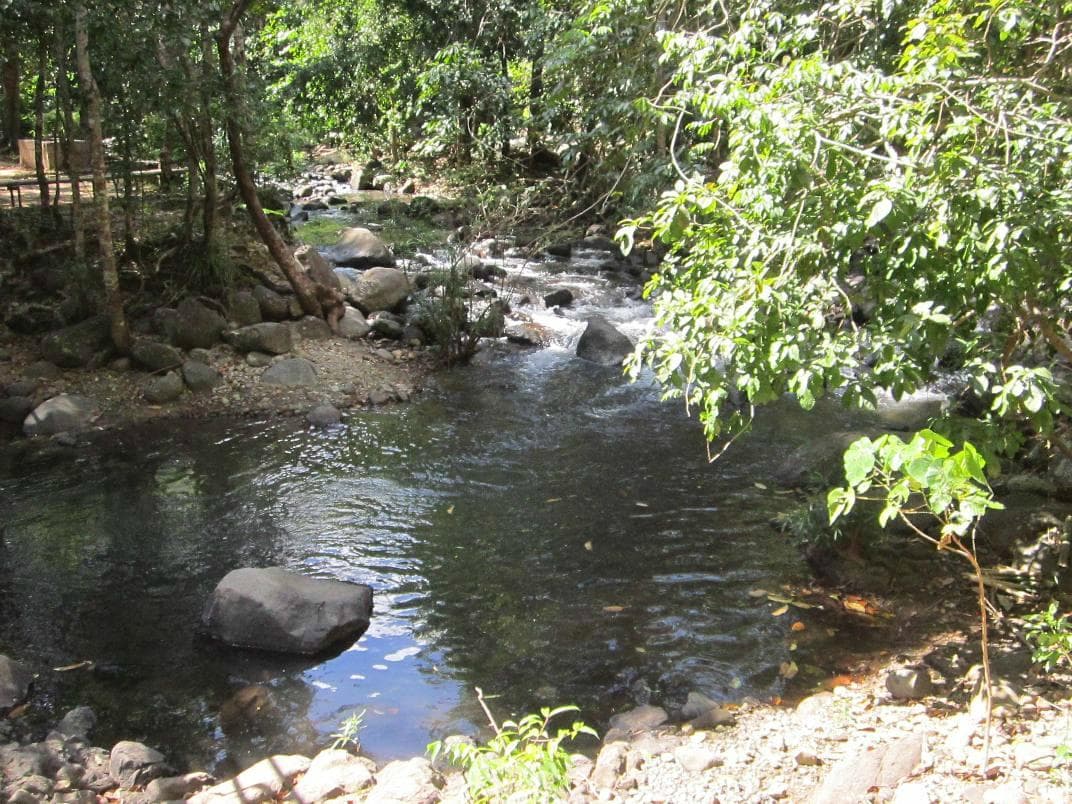 Pamulaklakin River along the trek