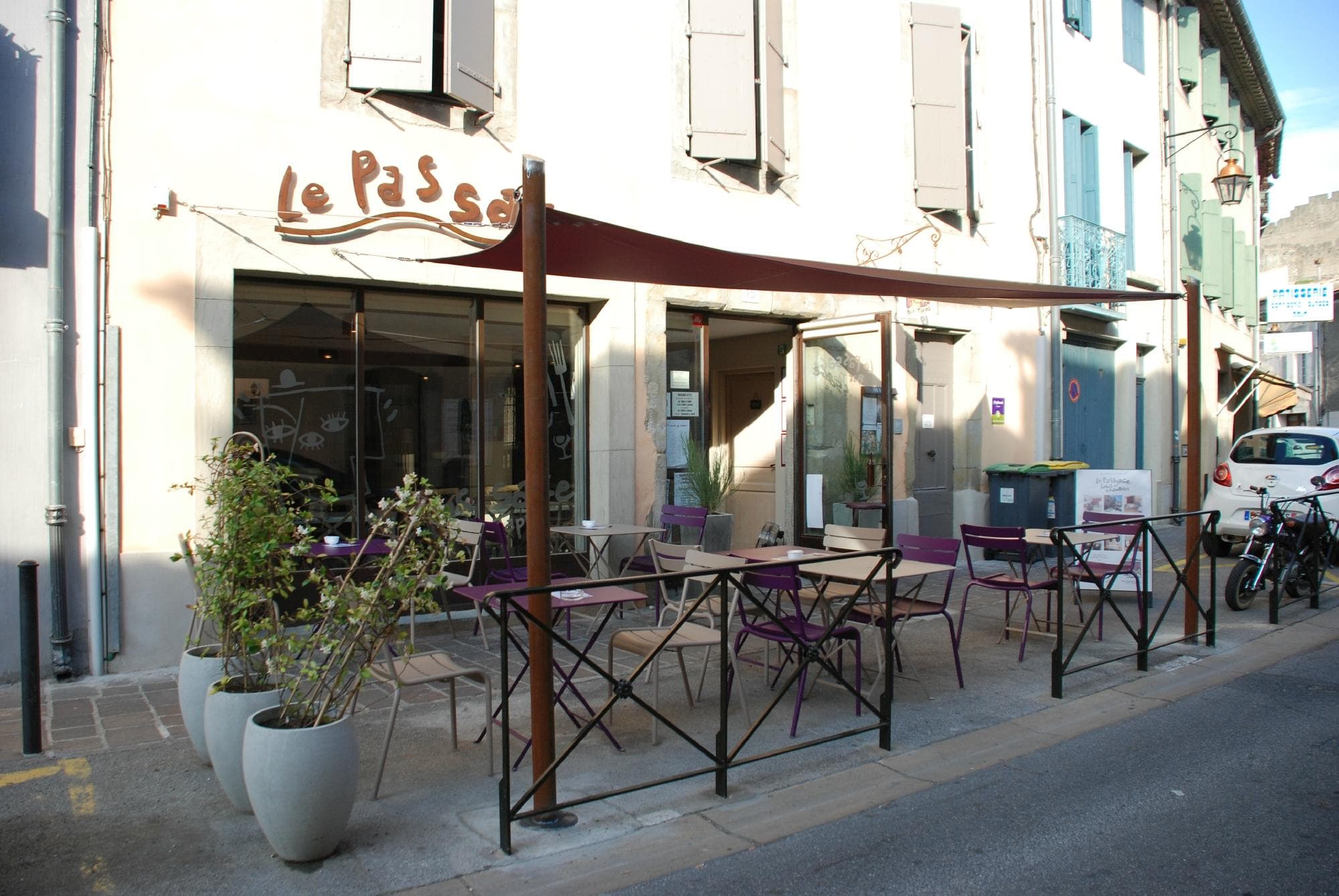 l'entrée du Pas Sage 15, rue Trivalle