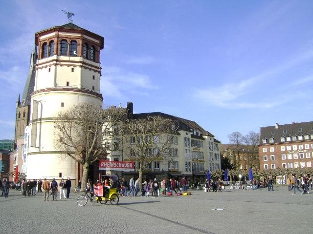 Burgplatz, Düsseldorf, Alemania.